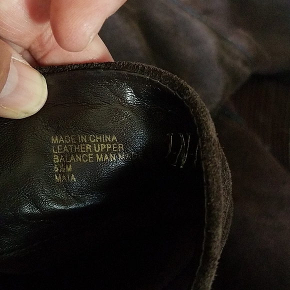 Boots - Picture 7 of 7